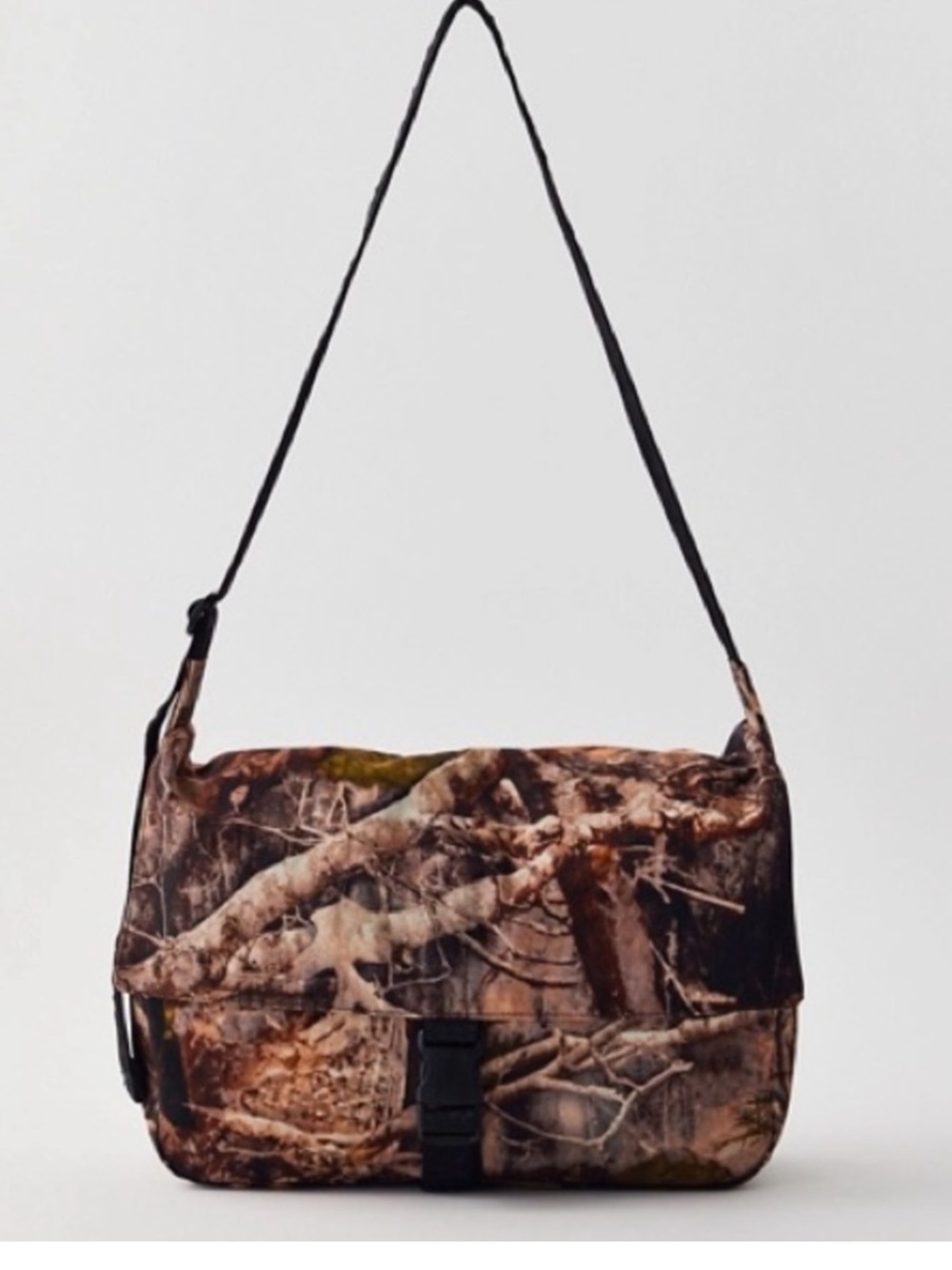 NWOT BAGGU Nylon Messenger Bag - Photo Forest